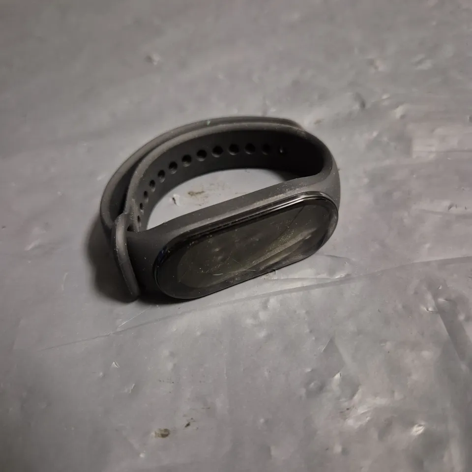 XIAOMI SMART BAND 7 BLACK CASE WITH BLACK STRAP