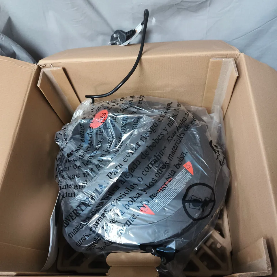 INSTANT POT MULTICOOKER XL