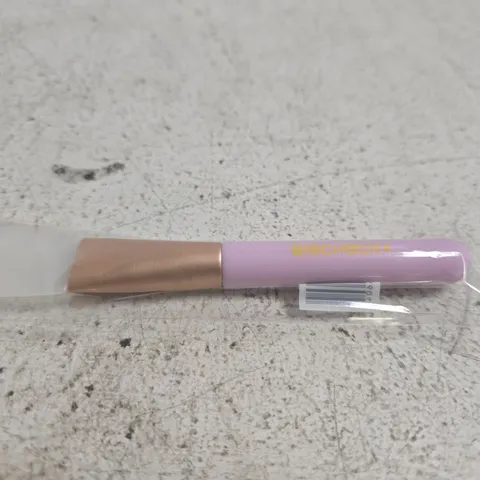 BOX OF APPROXIMATLY 300 BIRCHBOX SILICONE FACE BRUSH