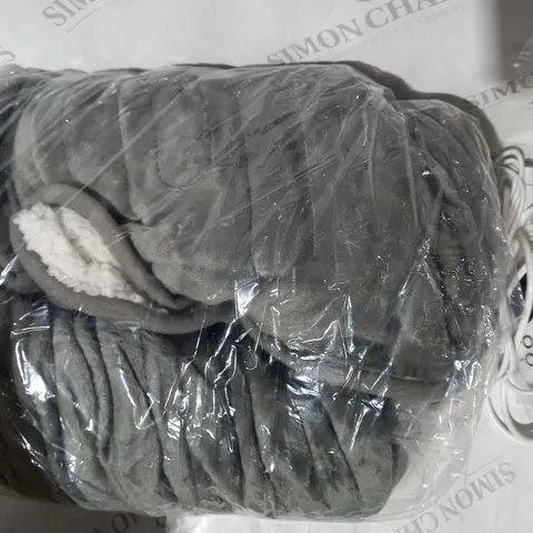 BOXED COZEE HOME OVERSIZED HEATED WRAP IN SILVER/GREY