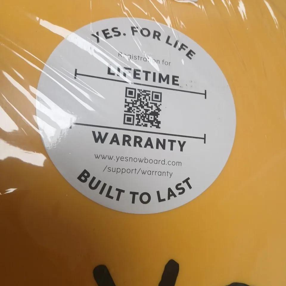 YES DICEY SNOWBOARD – 154 CM – YELLOW CITYSCAPE GRAPHIC