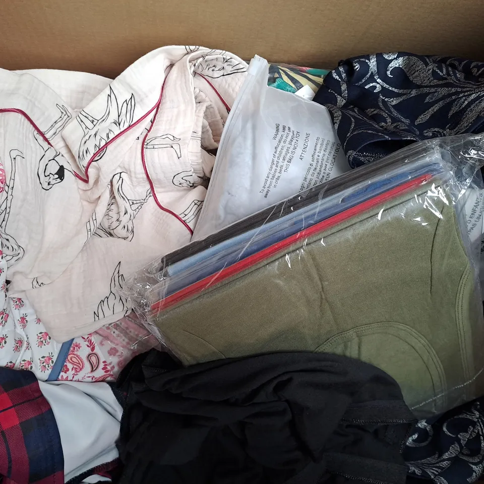 BOX OF APPROXIMATELY 25 ASSORTED CLOTHING ITEMS IN VARIOUS STYLES AND SIZES TO INCLUDE SHEIN, ZARA, COS, ETC
