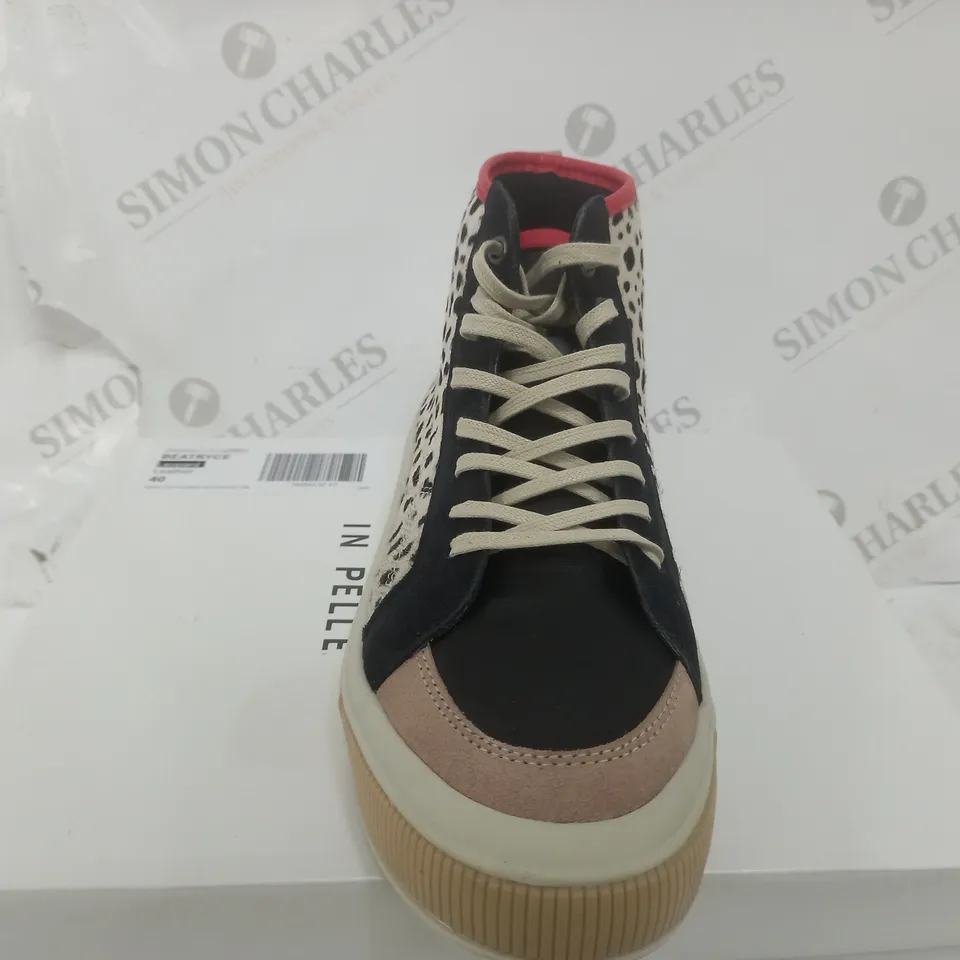 BOXED PAIR OF MODA IN PELLE BEATRYCE HIGH TOP TRAINERS IN LEOPARD PRINT DESIGN EU SIZE 40