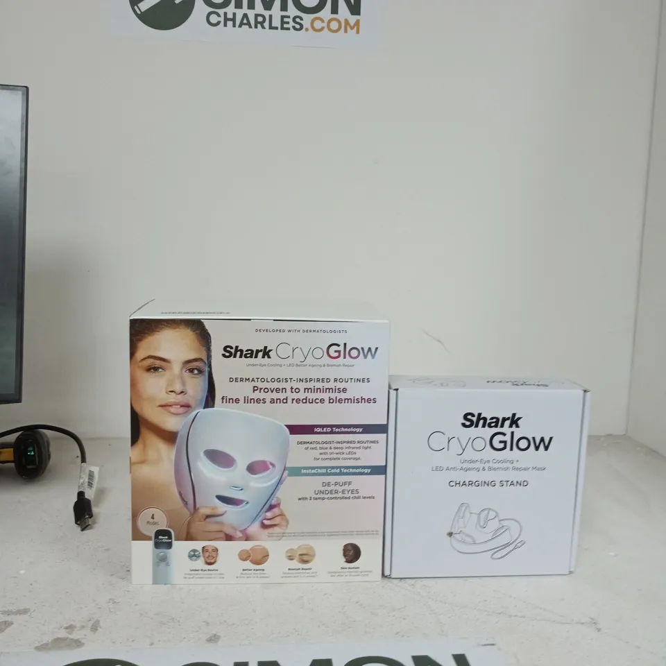 SHARK CRYOGLOW FACIAL DEVICE WITH CHARGING STAND – BOXED