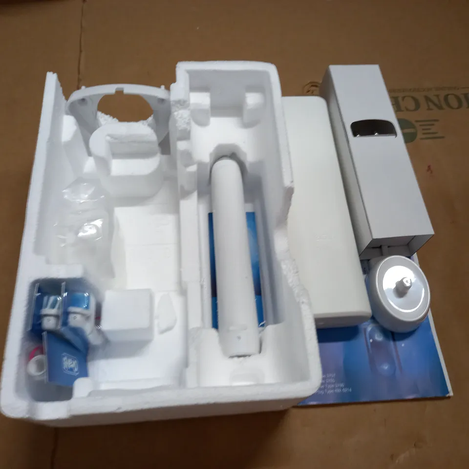 boxed oral-b smart 6 6000n electric toothbrush