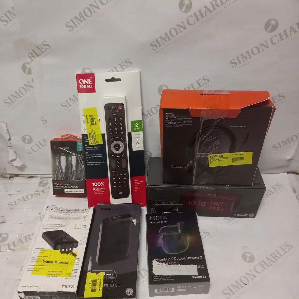 BOX TO CONTAIN APPROX. 13 ASSORTED TECH PRODUCTS, INCLUDES REMOTE, HEADSETS, POWER BANKS, EARPHONES, CHARGING CABLES ETC 