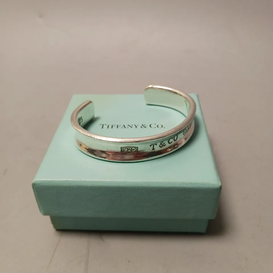TIFFANY & CO 1837 BANGLE BRACELET 