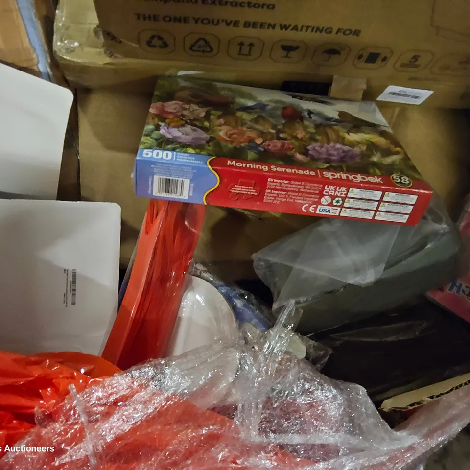 PALLET OF ASSORTED ITEMS TO INCLUDE, CYCLE EXCERCISER, PARTY & CRAFT PACKS, JIG SAW PUZZLES, CUSHIONS, COOKER HOOD.