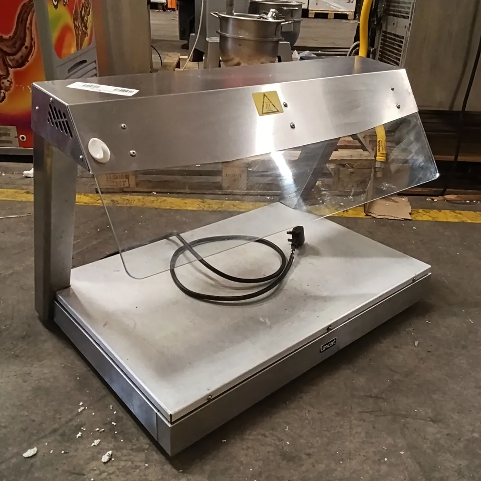 LINCAT LD2 SERVERY WITH GANTRY