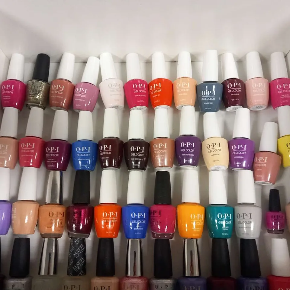 APPROXIMATELY 65 ASSORTED O.P.I. ASSORTED GEL COLOURS AND NAIL LACQUER