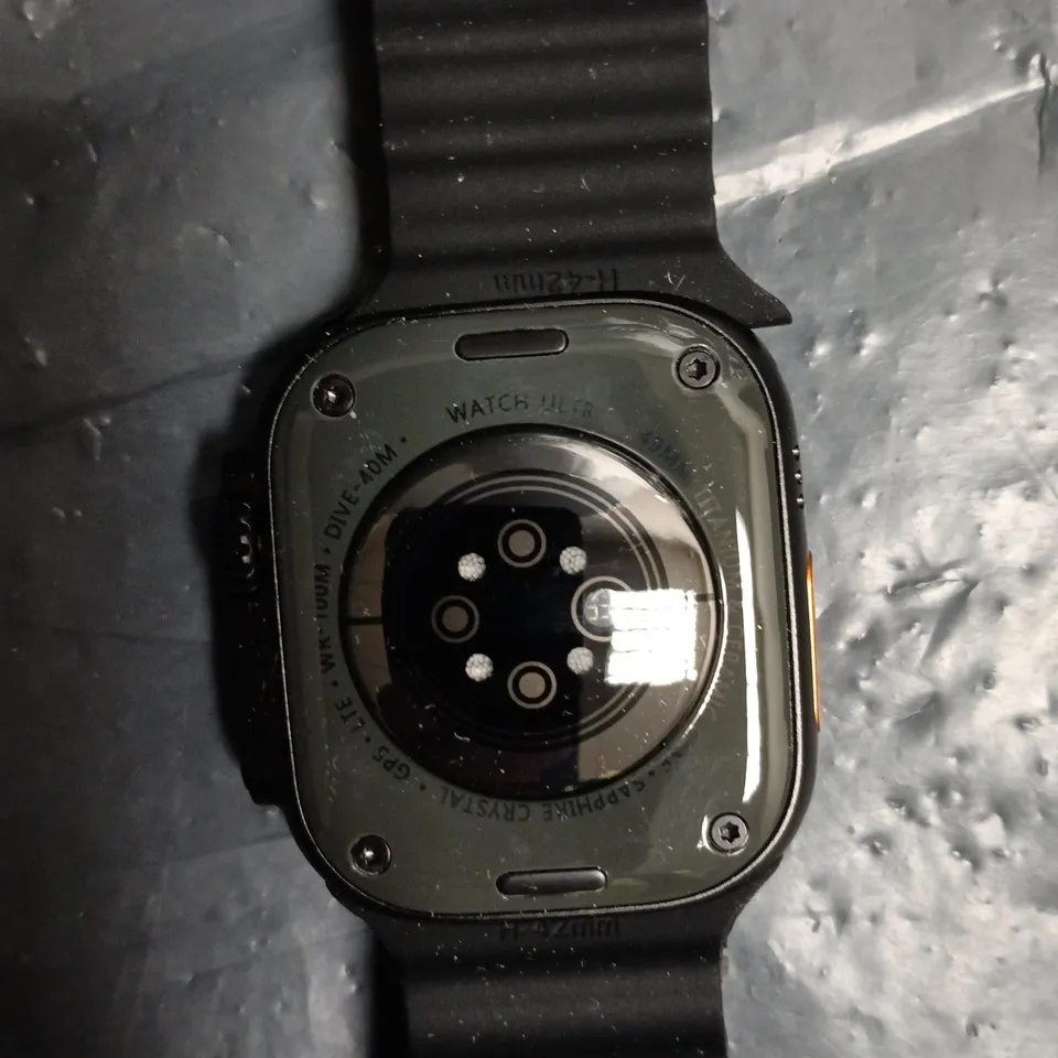 WATCH ULTRA SMARTWATCH - MODEL UNSPECIFIED 