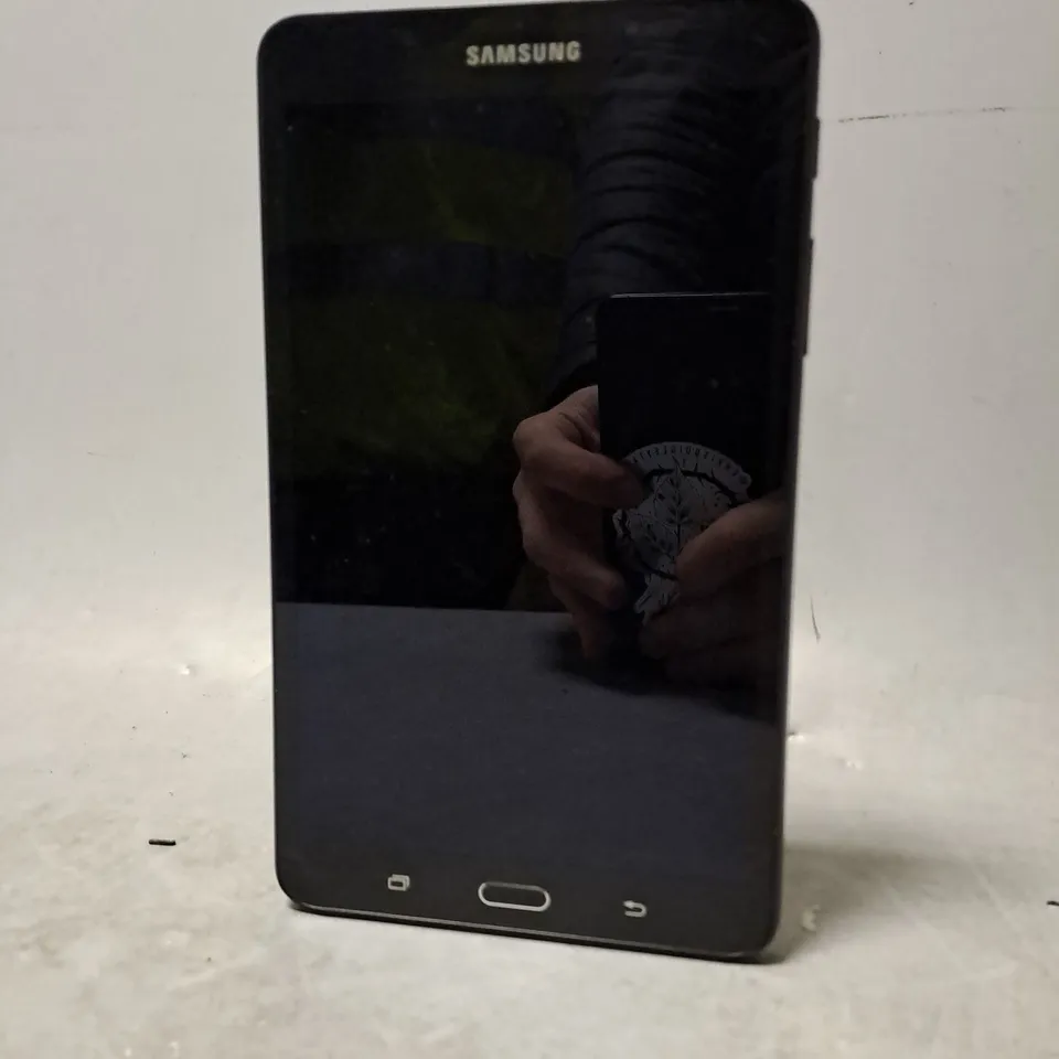 SAMSUNG GALAXY TAB A 7