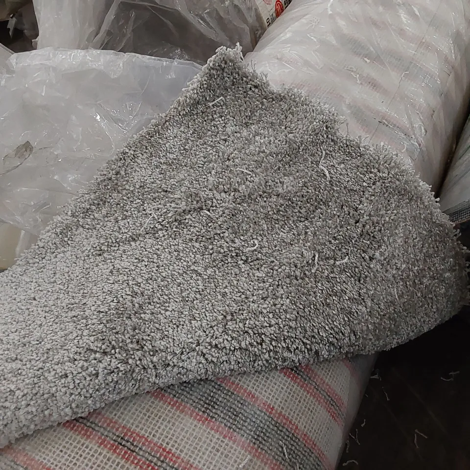 ROLL OF QUALITY ZDISC AUBREY SYMPHONY CARPET // SIZE: APPROXIMATELY 5 X 5m