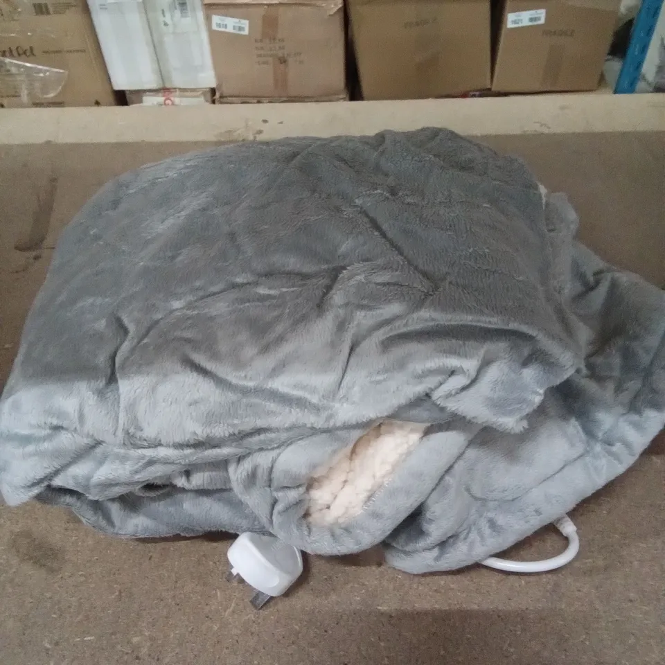 SUPER POLAR FLEECE HEATED BLANKET ( GREY ) 