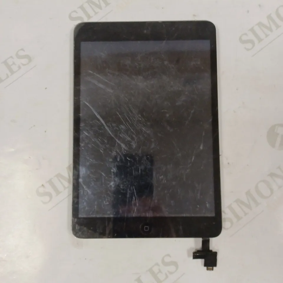 APPLE IPAD MINI A1432 