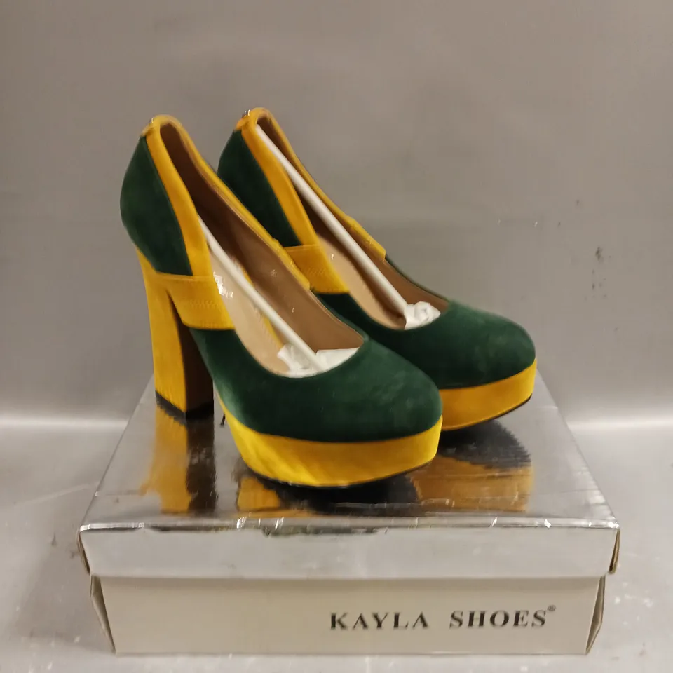 BOXED PAIR OF KAYLA HIGH BLOCK HEEL SLIP ON SHOES - SIZE 3.5