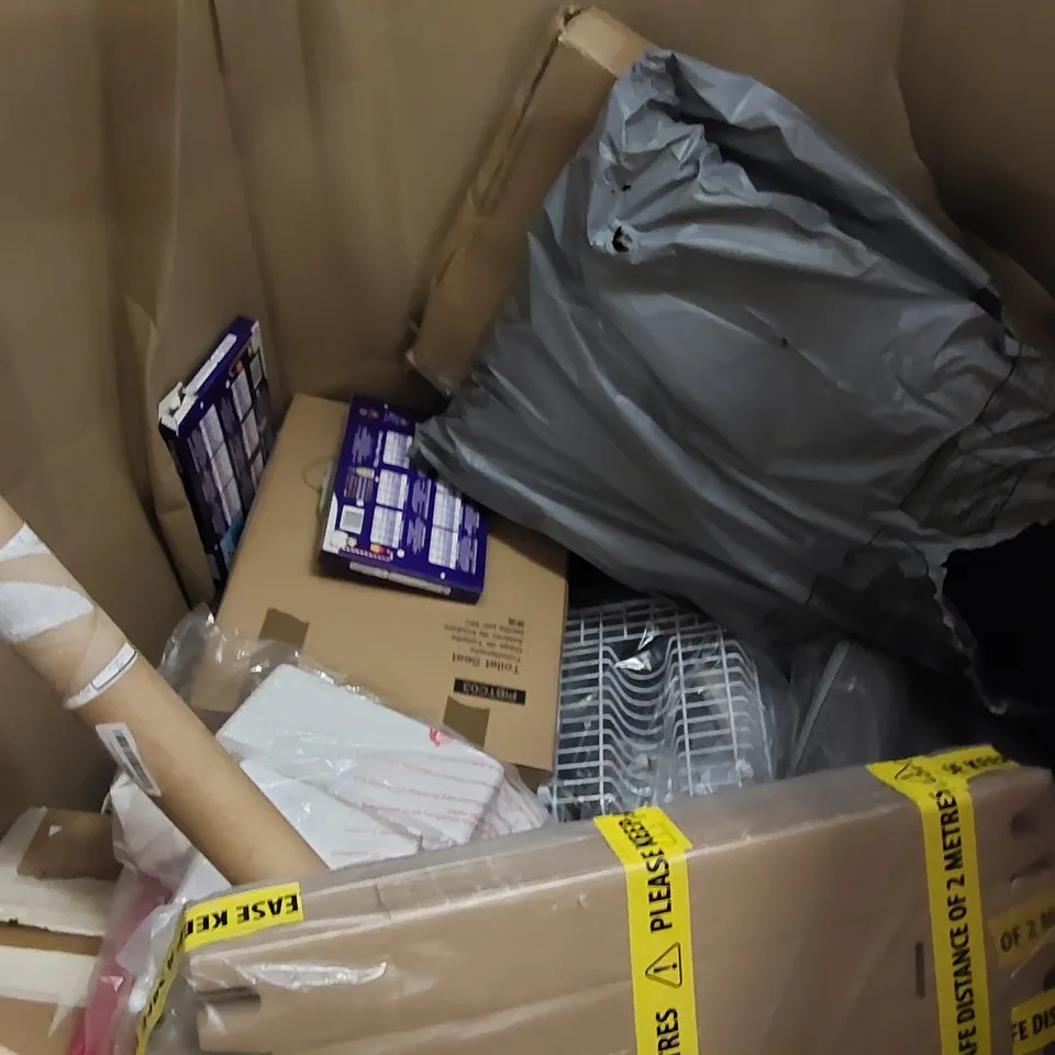 PALLET OF ASSORTED ITEMS INCLUDING: LOCKED CABINET, BATHROOM MIRROR, PET BAG, RETRACTABLE SAFETY GATE, TOILET SEAT