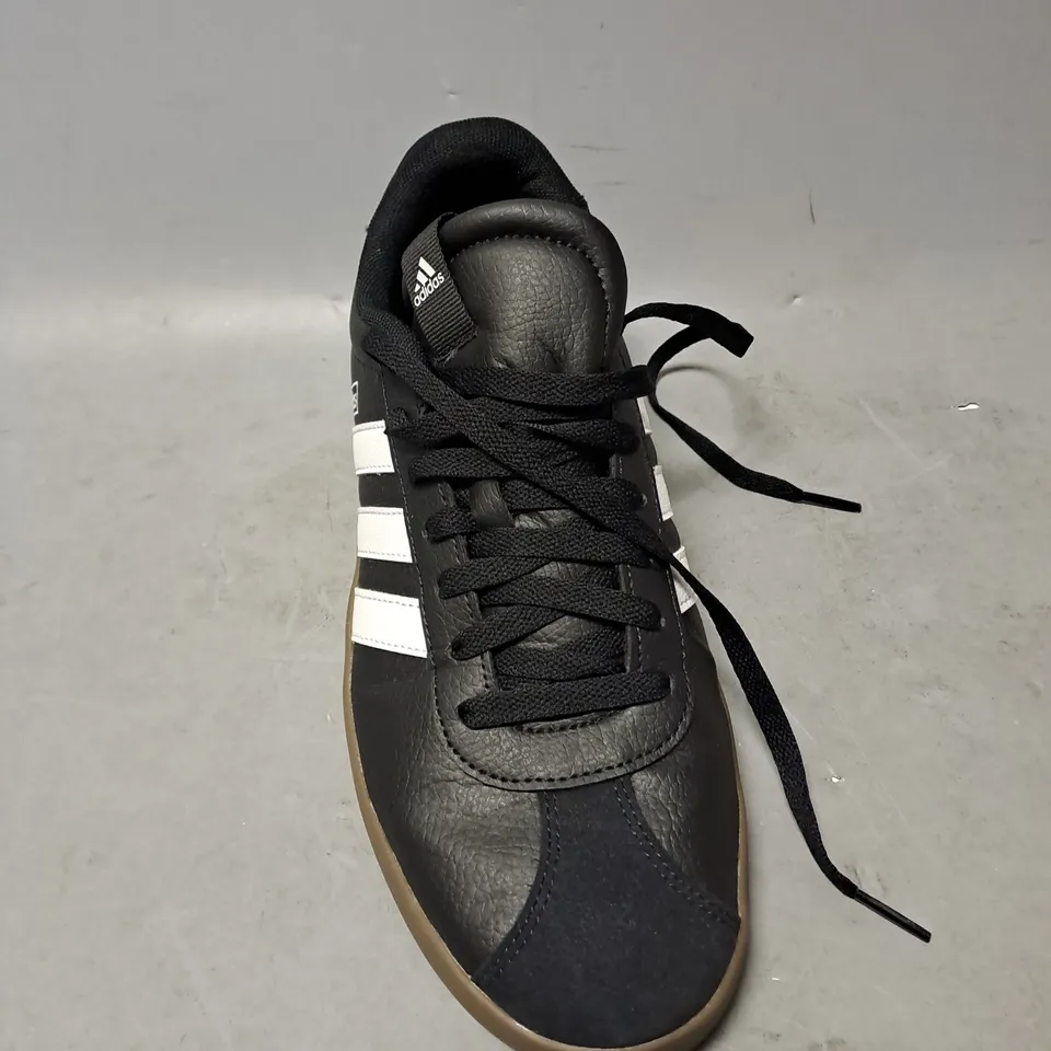 PAIR OF ADIDAS VL COURT 3.0 SHOES IN BLACK/BROWN SIZE 9