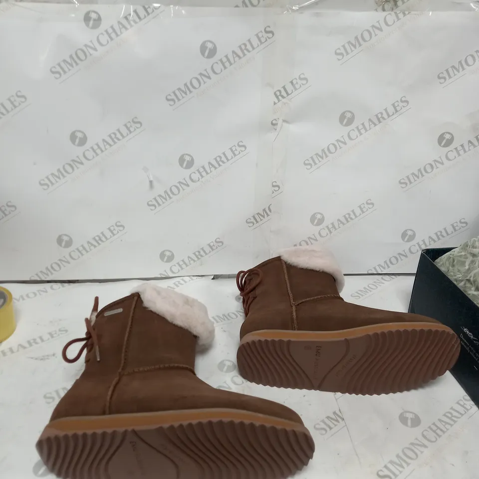 EMU AUSTRALIA BIRDWOOD SIZE 6 BOOTS - OAK - BOXED 