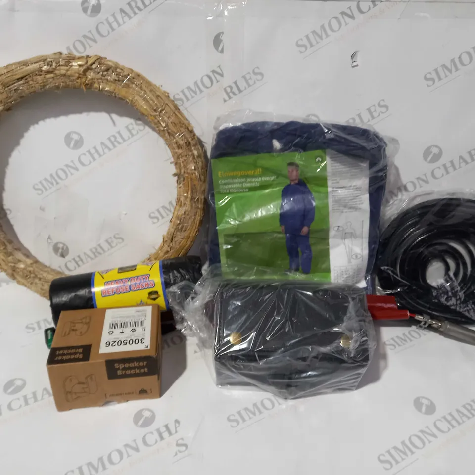 APPROXIMATELY 20 ASSORTED HOUSEHOLD ITEMS TO INCLUDE HEAVY DUTY REFUSE SACKS, OVERALLS, SPEAKER BRACKET, ETC