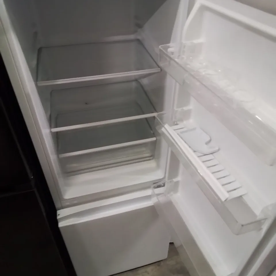 FRIDGEMASTER 50CM FREESTANDING 60/40 FRIDGE FREEZER IN WHITE MC50175A - UNPROCESSED RAW RETURN