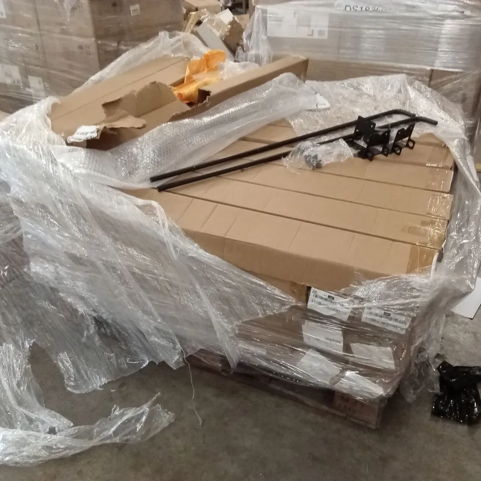 PALLET OF ASSORTED FURNITURE/FURNITURE PARTS