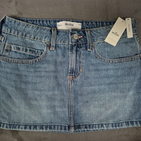 HOLLISTER DENIM SKIRT IN BLUE SIZE W26