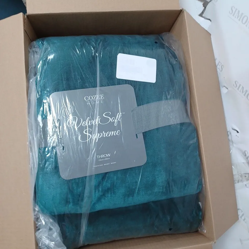 BOXED COZEE HOME VELVETSOFT THROW 150X200CM