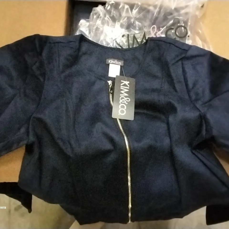 BOX OF APPROXIMATELY 30 ASSORTED BRAND NEW BAGGED BLACK KIM AND CO BLACK ZIP UP JACKETS VARIOUS SIZES