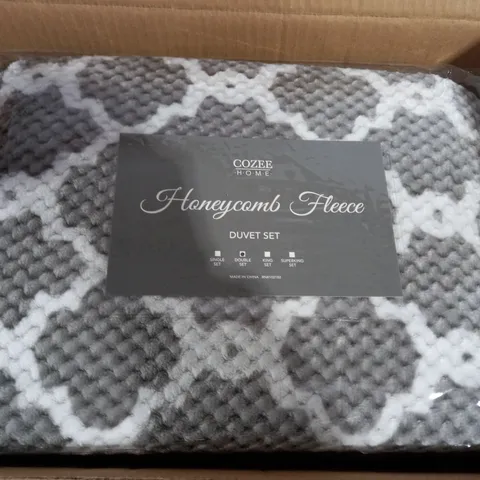 COZEE HOME HONEYCOMB FLEECE DUVET SET- DOUBLE SIZE