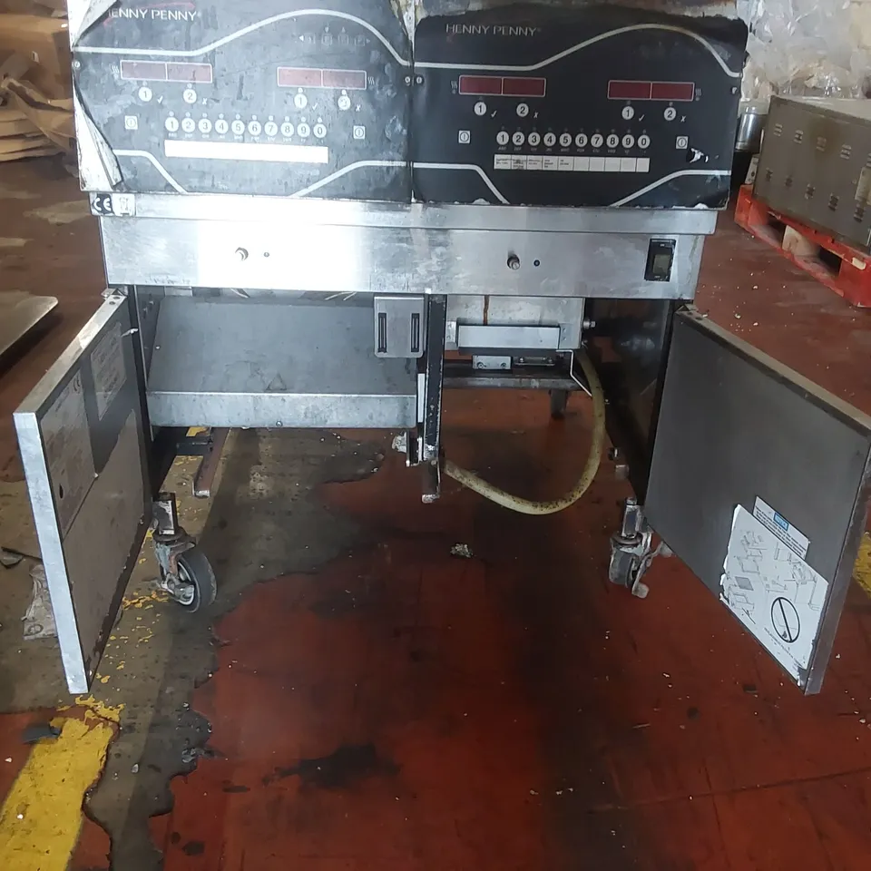 HALF PENNY COMMERCIAL GAS DOUBLE DEEP FRYER