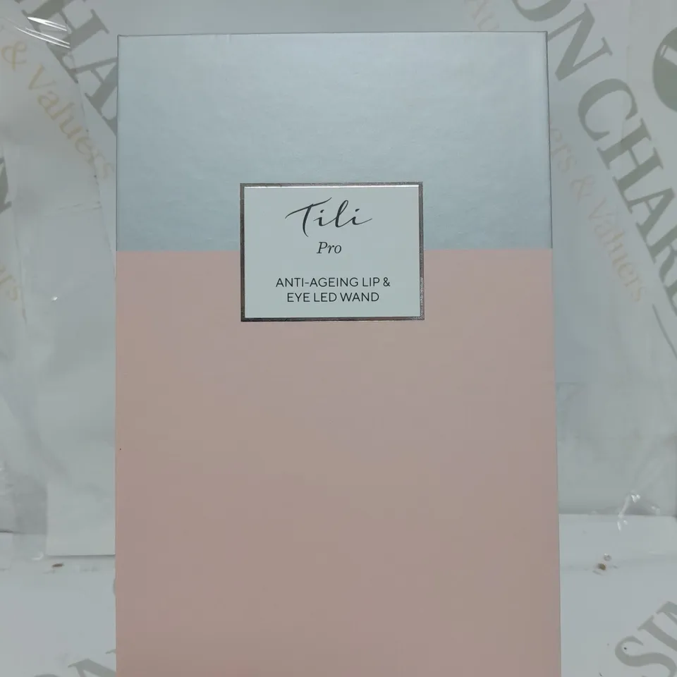 TILI PRO ANTI-AGEING LIP & EYE LED WAND