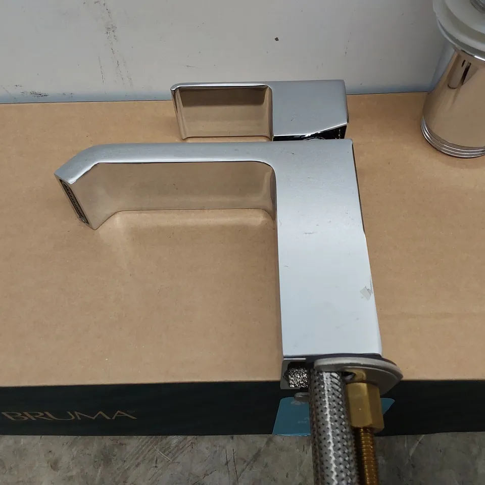 BOXED BRUMA LINEA BASIN MIXER AND PUSH-OPEN WASTE - CHROME