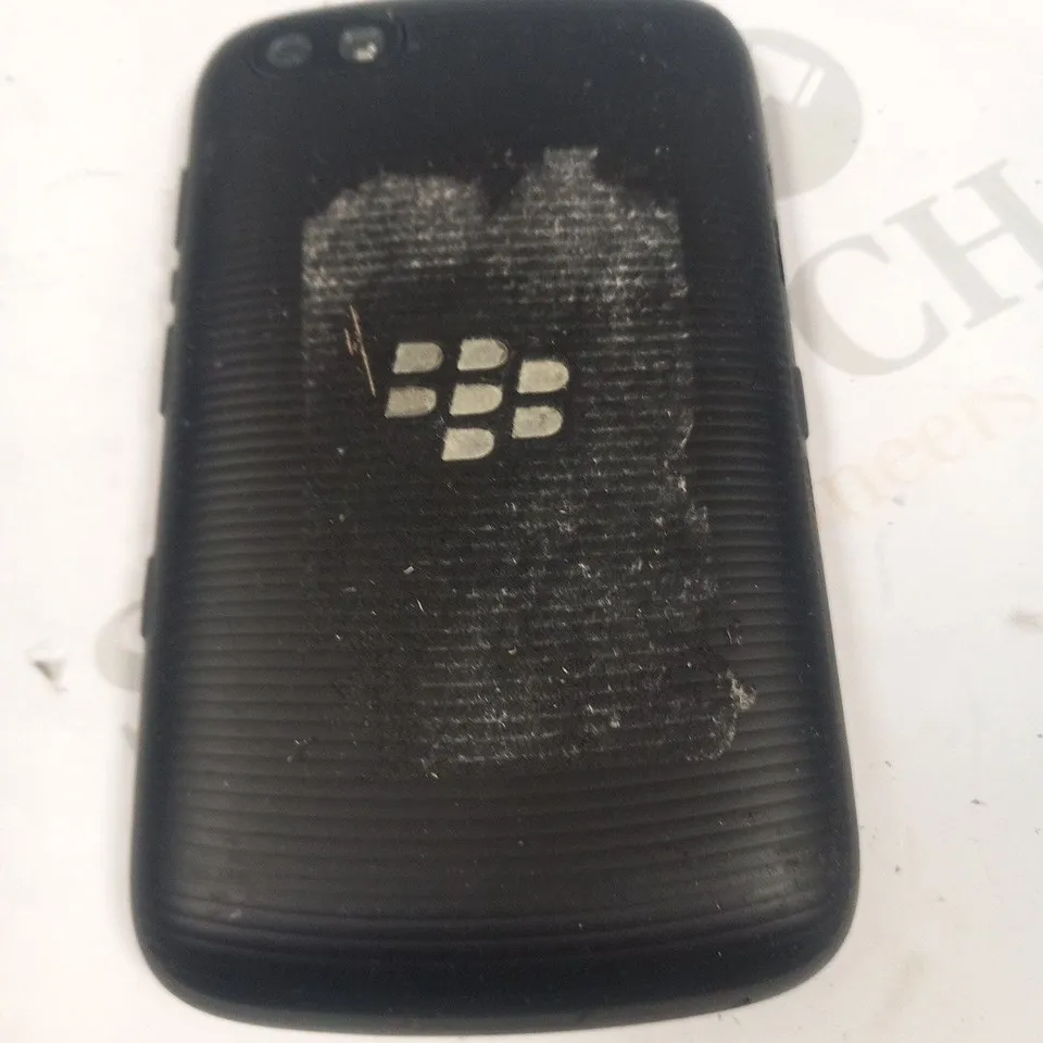 BLACKBERRY 9720 MOBILE PHONE
