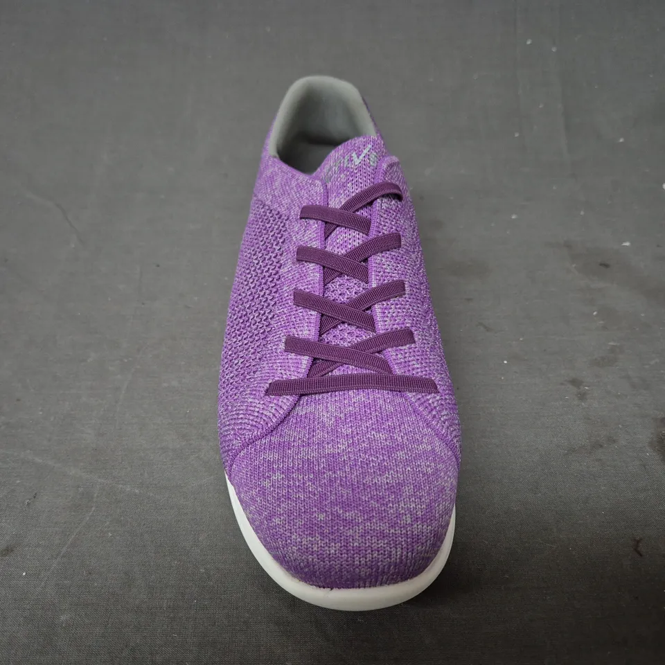 BOXED PAIR OF COSYFEET SHOES IN PURPLE UK SIZE 5.5