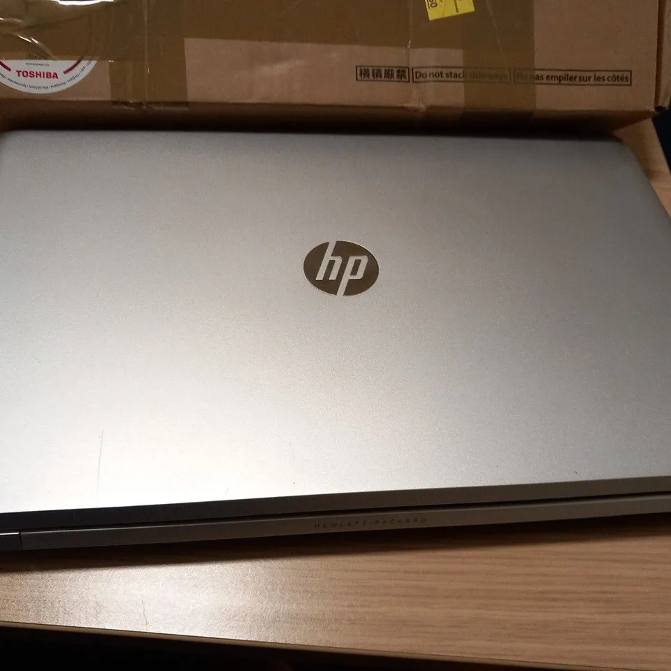 HP I7-4710MQ 12GB RAM 1TB HDD NVIDIA GEFORCE 840 M GPU