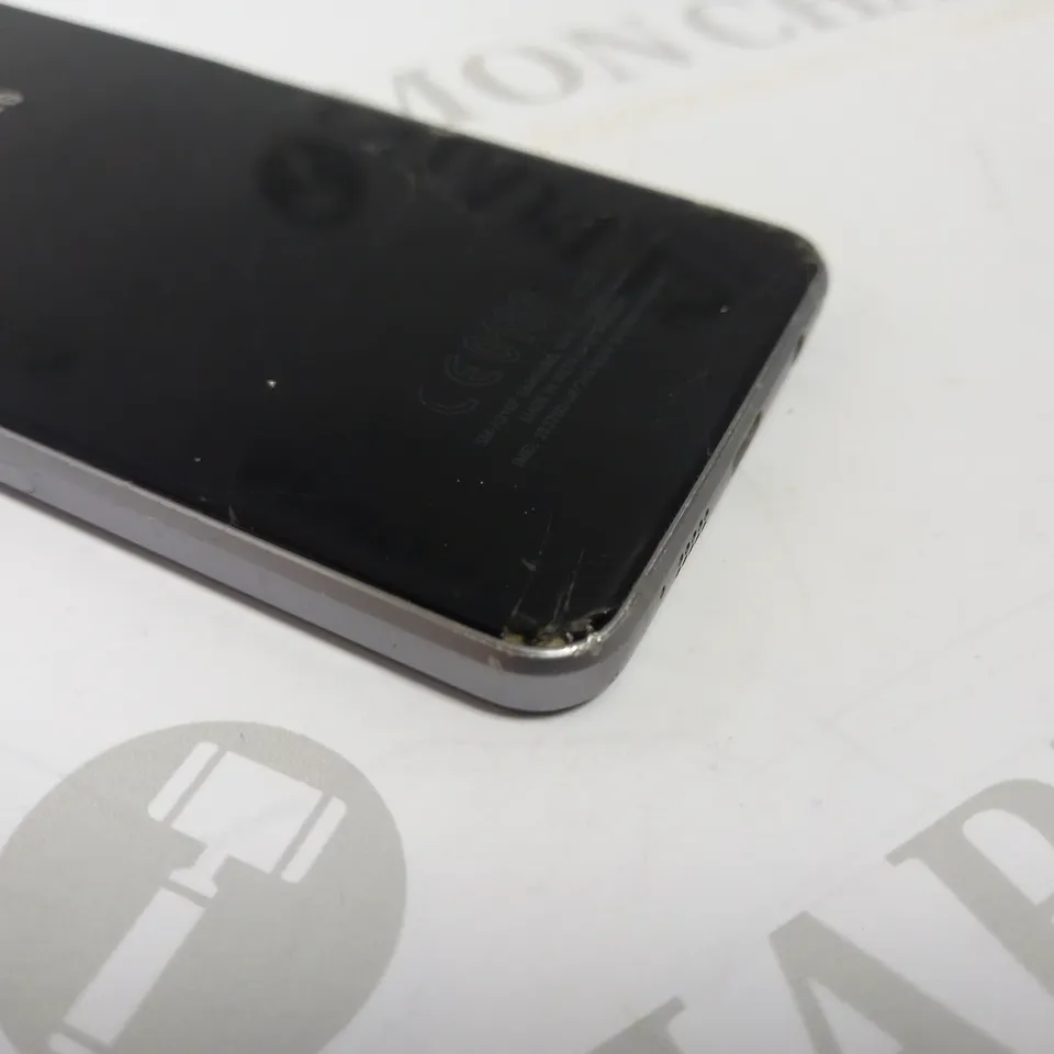 SAMSUNG GALAXY A3 
