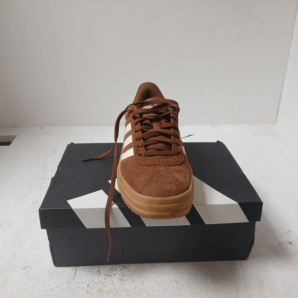ADIDAS BROWN SUEDE SNEAKERS WITH WHITE STRIPES AND GUM SOLE UK 5 WOMENS