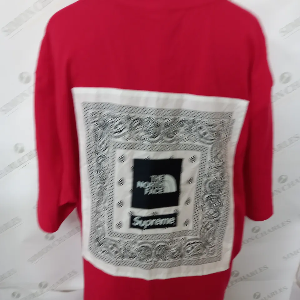 THE NORTH FACE SUPREME GRAPHIC T-SHIRT SIZE XL