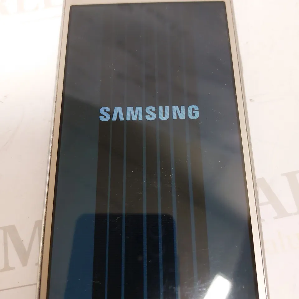 SAMSUNG GALAXY J7