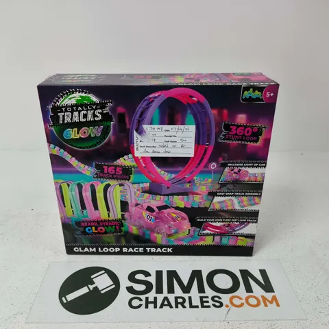 TOTALLY TRACKS GLOW GLAM LOOP RACE TRACK