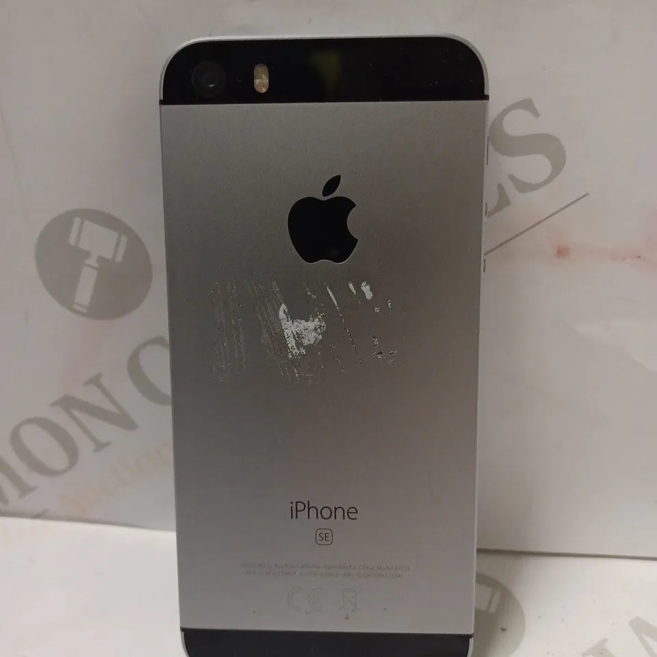 APPLE IPHONE SE SMARTPHONE