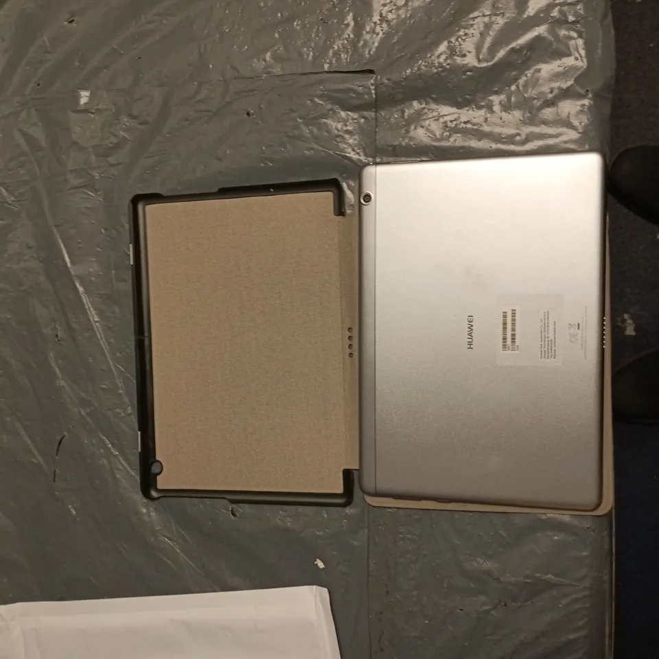 HUAWEI TABLET WITH CASE