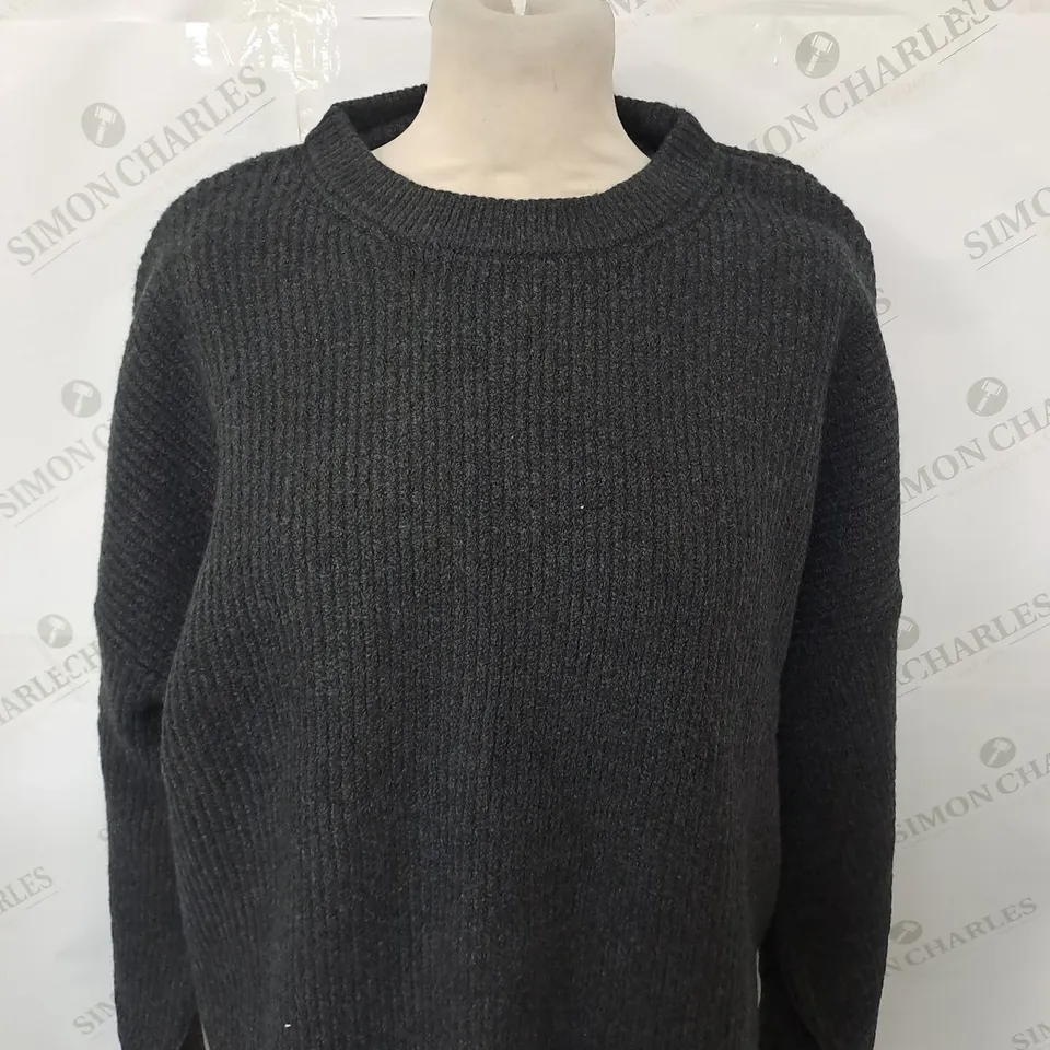 HUSH PENNY KNITTED JUMPER IN CHARCOAL MARL SIZE L