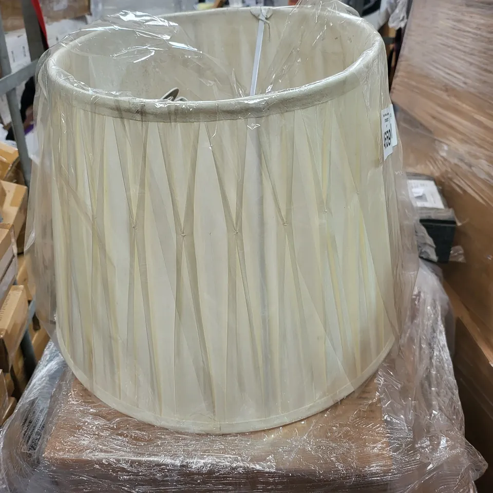 M&S HOME WHITE LAMP 