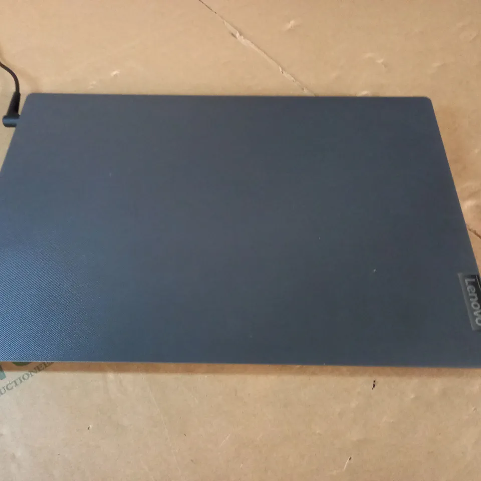 LENOVO AMD RYZEN 5 