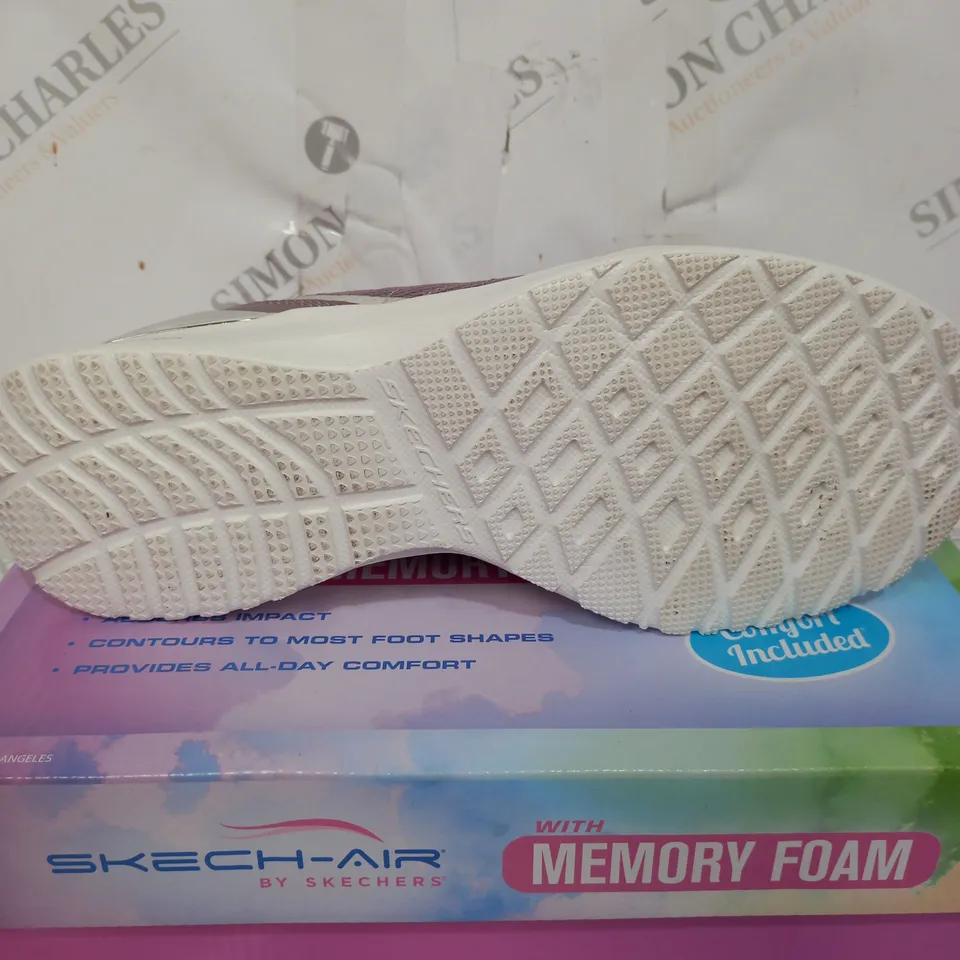 SKECHERS SKECH-AIR CLIP LACE UP TRAINERS IN LAVENDER UK SIZE 6