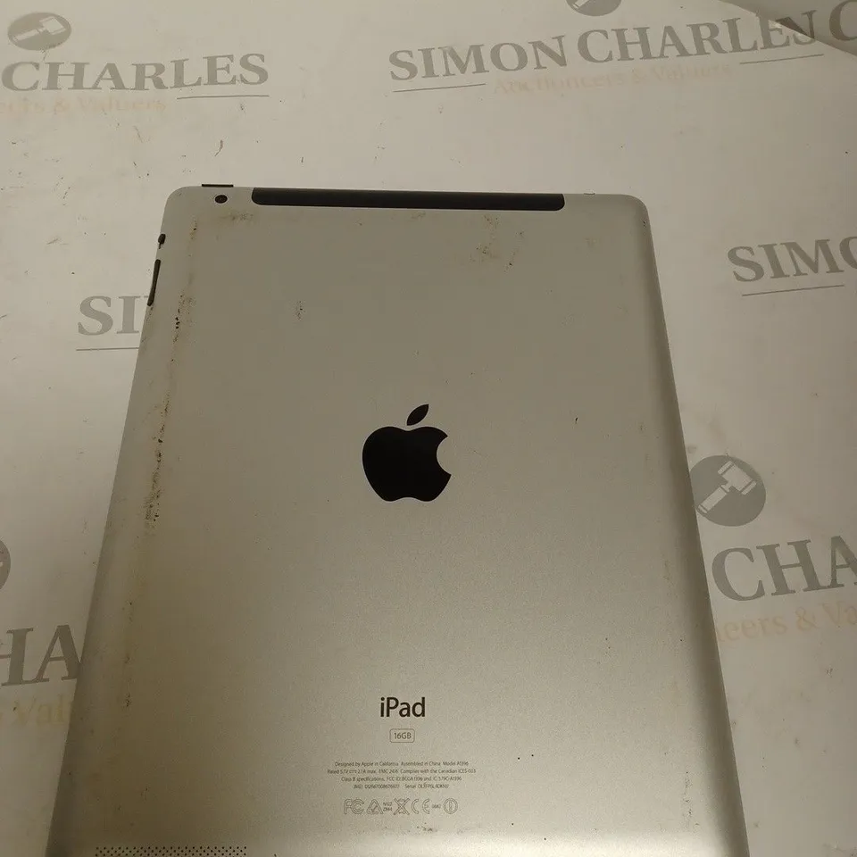 UNBOXED APPLE IPAD 16GB MODEL A1396 SILVER/WHITE