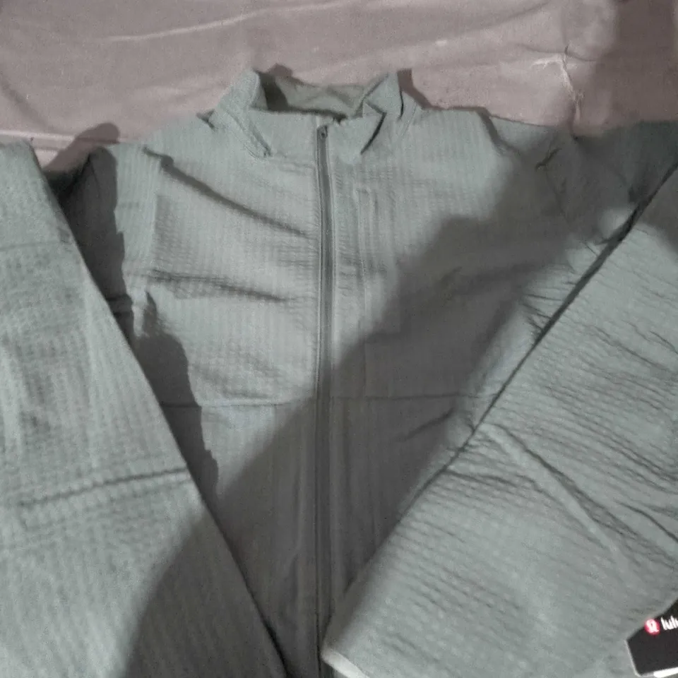 LULULEMON GRID FULL ZIP JACKET GREEN SIZE LARGE