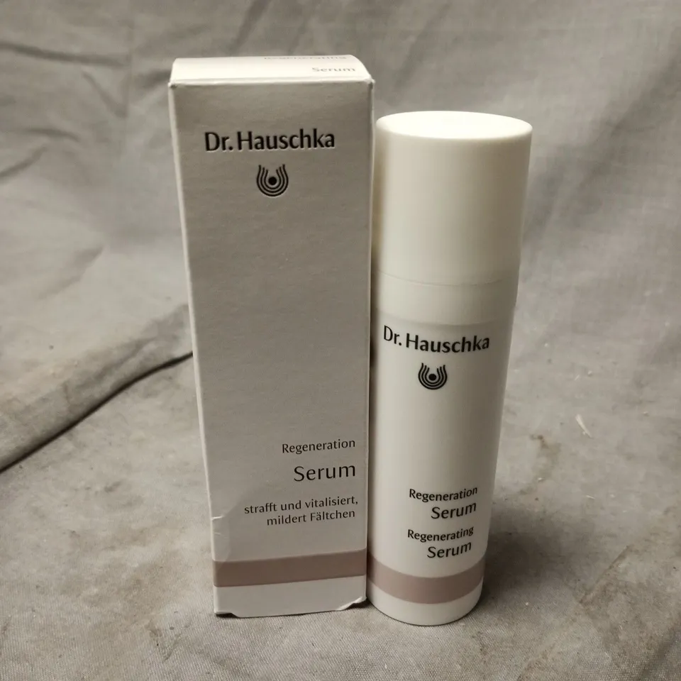 BOXED DR.HAUSCHKA REGENERATION SERUM (30ML)